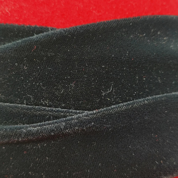 Vintage Felt Wool Fedora Style Hat • Velvet Band - Picture 3 of 10